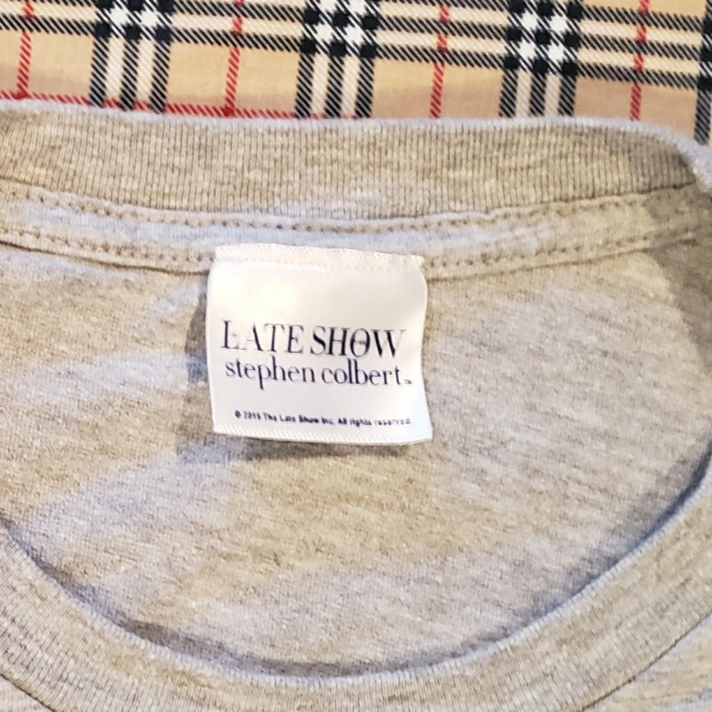 Late Show Stephen Colbert authentic tee shirt - Picture 3 of 3